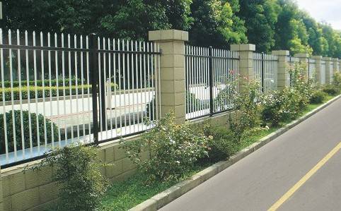 贵州热镀锌钢制护栏